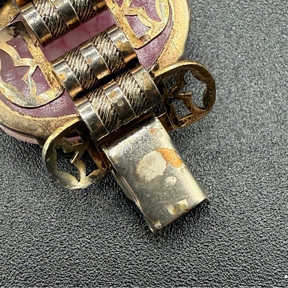 Mid Century Pink Glass Cabochon Bracelet with Book Chain Links - Picture 7 of 17